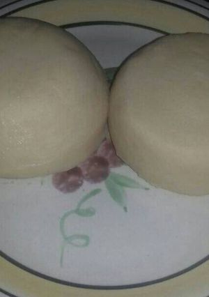 A picture of White poundo yam.