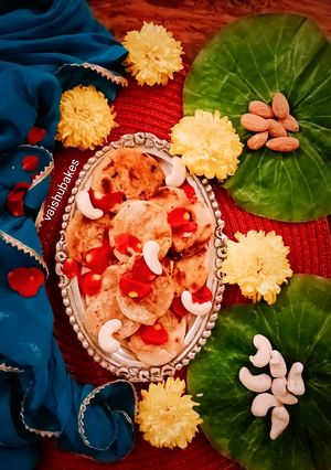 A picture of Vrat special Laccha Coin Paratha (sweet).