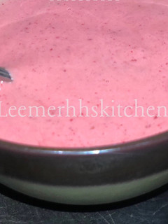 A picture of Strawberry smoothie.