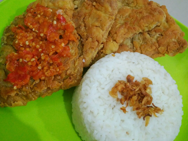 Langkah Mudah untuk Membuat Telur Geprek Crispy yang Menggugah Selera