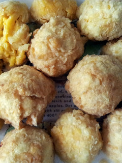 A picture of emahs fried Mac and cheese.
