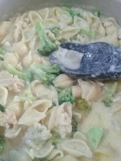 Una foto de Pasta en salsa alfredo