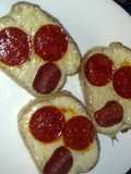 Garlic Bread Pizza