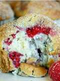 raspberry white cocolate muffins