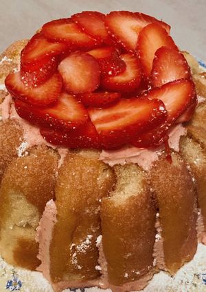 Une photo de Charlotte au fraise 🍓