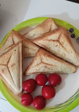 A picture of Peanut butter and banana sandwich #kiambu_festivities_authormara.