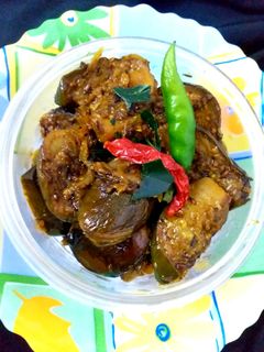 बैंगन भुजिया (baingan bhujiya recipe in Hindi) रेसिपी मुख्य फोटो