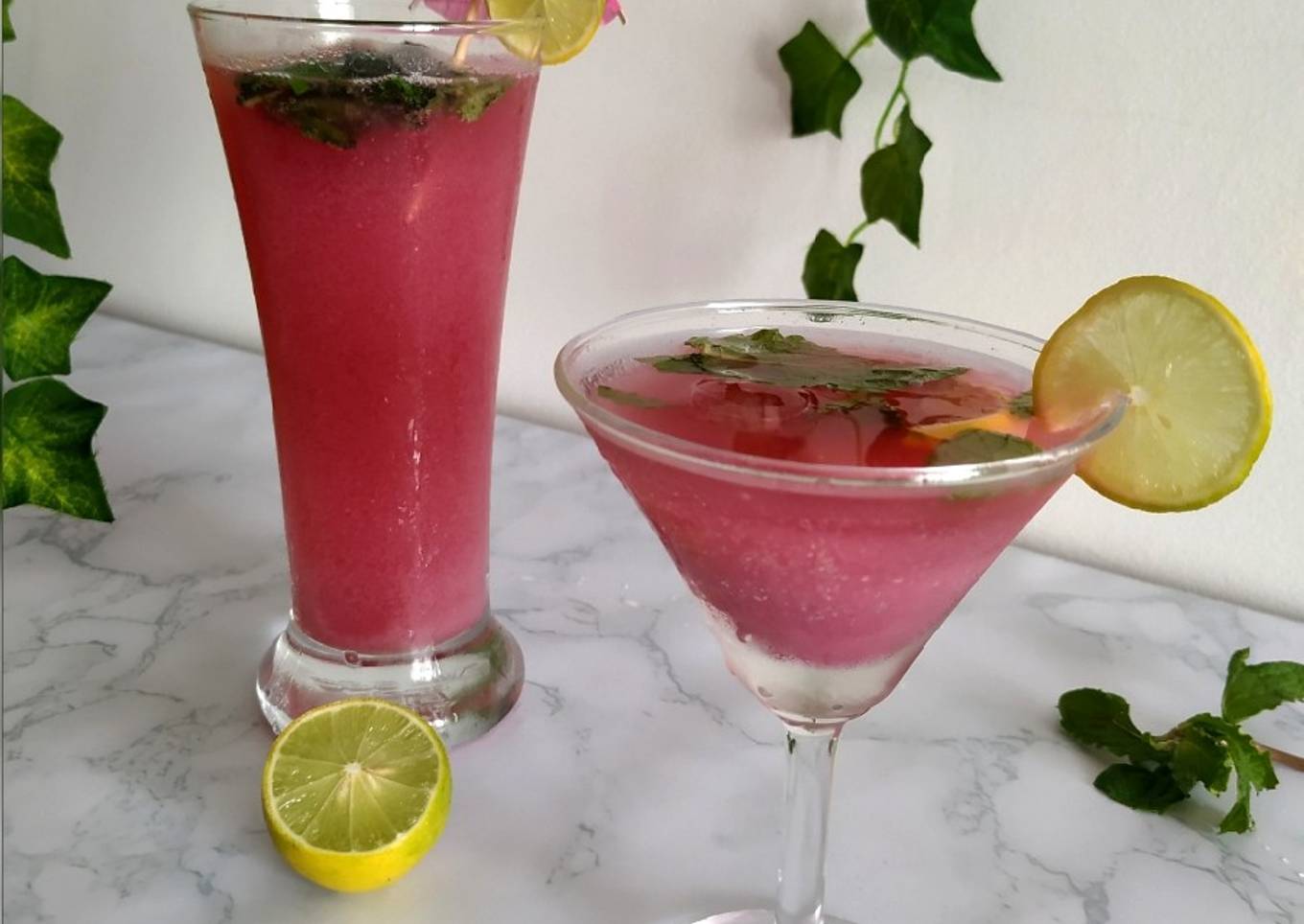 "Pomegranate Mojito"