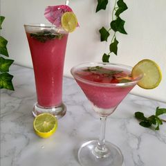 A picture of "Pomegranate Mojito".