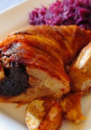 Karácsonyi aszalt szilvával töltött csirkemell 😊 recept fotója