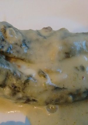 Una foto de Chiles rellenos a la crema
