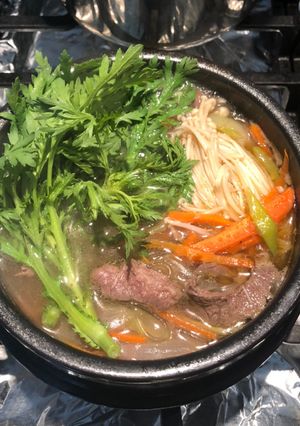 Hình của món Bulgogi soup - maangchi.