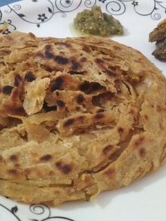 मसालेदार लच्छा पराठा (Masaledar lachha Paratha recipe in Hindi) रेसिपी मुख्य फोटो