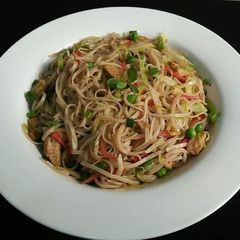 A picture of Chicken Vegetable Noodles🍝😋.