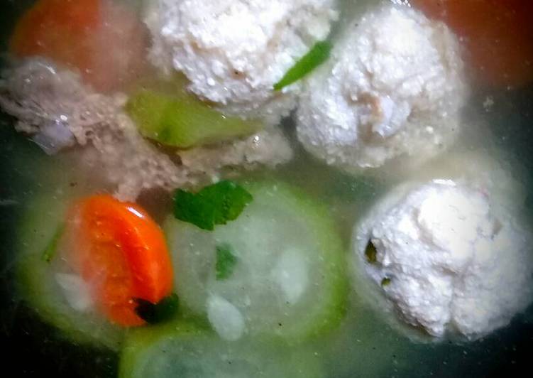Cara Gampang Membuat Sup oyong bola tahu udang yang Lezat