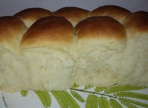 Una foto de Pan de Leche tiernos y esponjosos🍞🍶