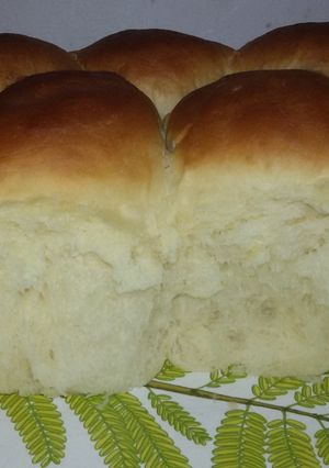 Una foto de Pan de Leche tiernos y esponjosos🍞🍶