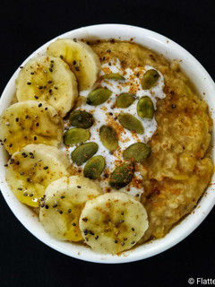 A picture of Apple Pie Oatmeal.