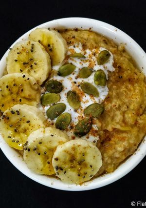 A picture of Apple Pie Oatmeal.