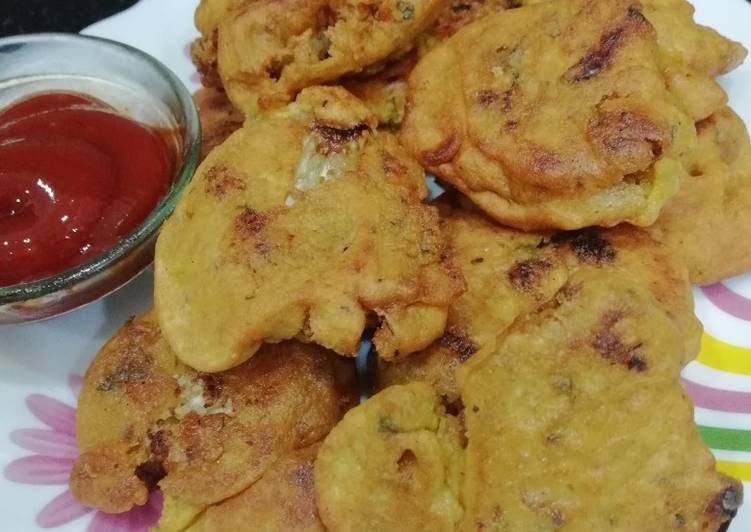 Simple Way to Make Homemade Crispie Gobhi Pakora