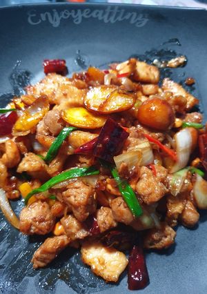 รูปของ ไก่ผัดเม็ดมะม่วงเกาลัด🇹🇭