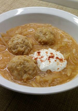 Húsgombócos kerékrépa leves recept fotója