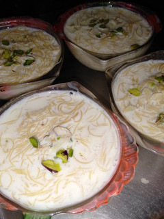 मीठी सेवई (Meethi sevai recipe in hindi) रेसिपी मुख्य फोटो