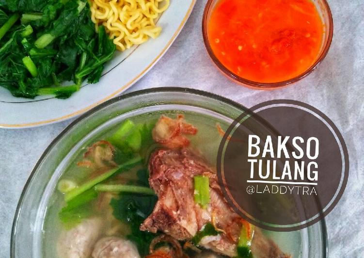 Bakso tulang