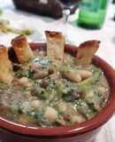 Zuppa di legumi con borragine