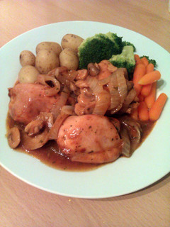 A picture of Vickys Roasterbag Chicken Chasseur, GF DF EF SF NF.