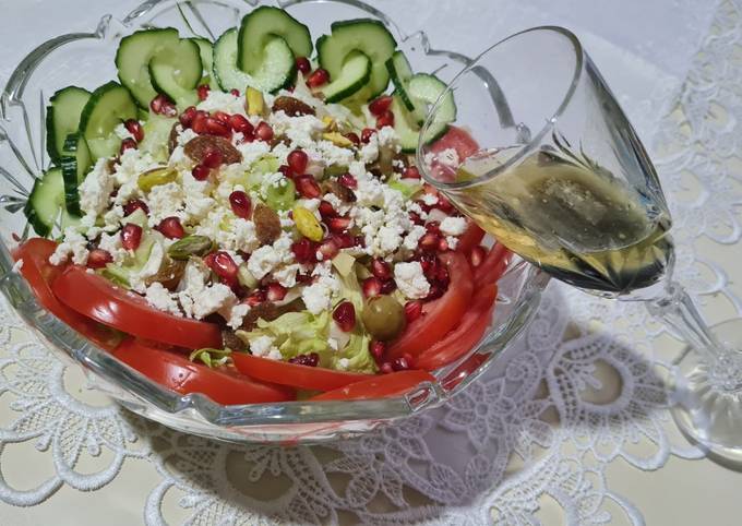 Salată regală , rețetă de Claudia Alina Sahin - Rețete Cookpad