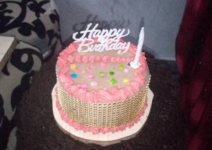 Simple Way to Prepare Homemade Birthday cake