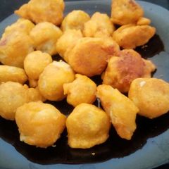 A picture of Viazi Karai.