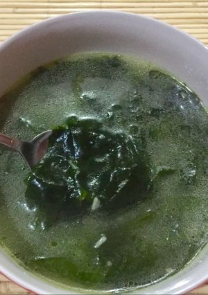 Foto resep Myeok Guk (Sup Rumput Laut ala Korea)