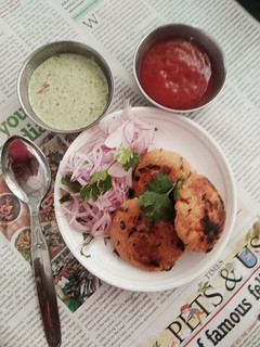 दही पोहा कबाब (Dahi Poha Kabab recipe in Hindi) रेसिपी मुख्य फोटो