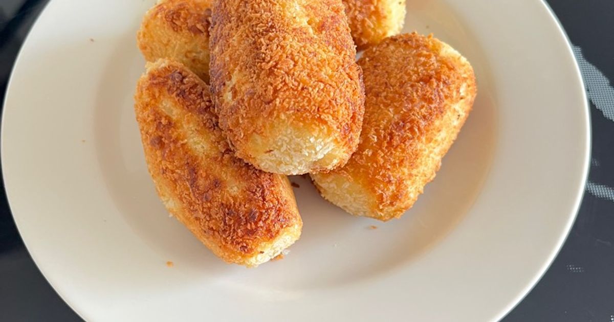 BEEF CROQUETTE (Kroket Kentang isi Sapi)