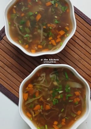 A picture of Hot and sour veg soup.