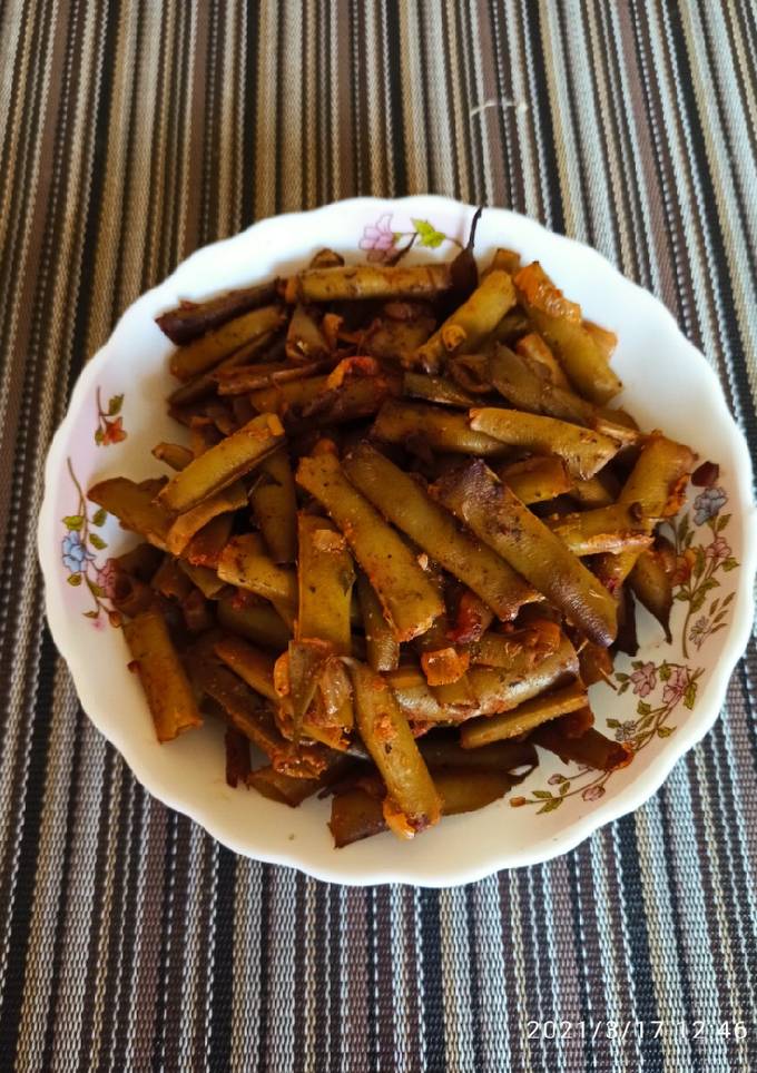 Спаржевая фасоль жареная