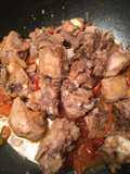 Sườn xào cà chua bi