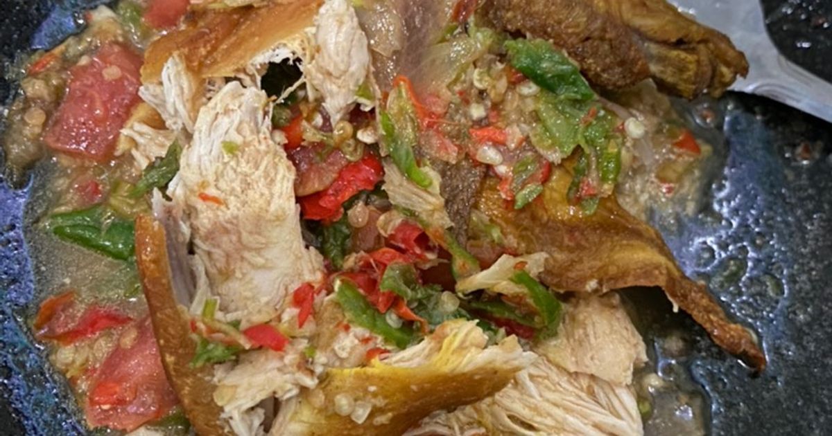 Ayam penyet sambel pecak