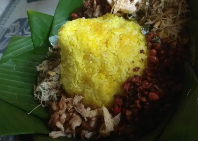 Nasi kuning rice cooker || bumbu instan