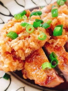 A picture of Teriyaki Chicken with Grated Daikon Sauce.