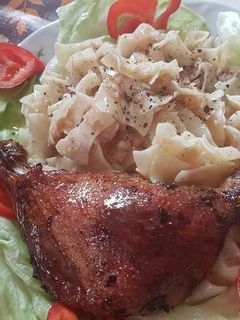 Konfitált libacomb káposztás cvekedlivel 🥰 recept fotója