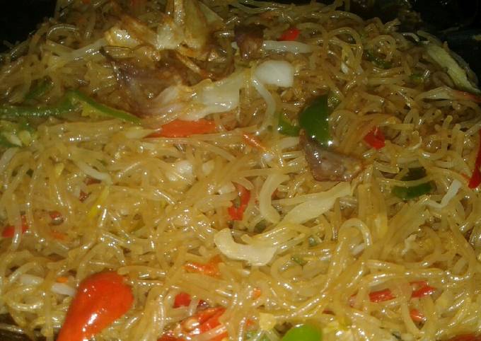 Anti Ribet, Membuat Bihun goreng Farah Quinn