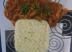 Una foto de Tinga de pollo ydk
