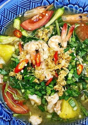 Hình của món Canh chua tôm rau nhút.