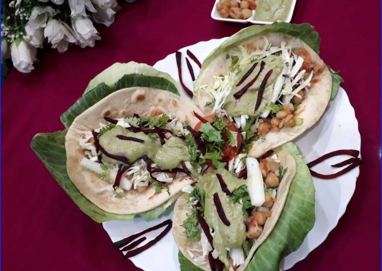 Recipe of Gram Flour Tortilla with spinach PESTO Sauce in 25 Minutes for Young Wife