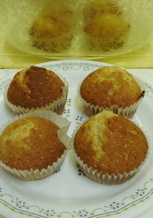 A picture of Pinacolada cupcakes.