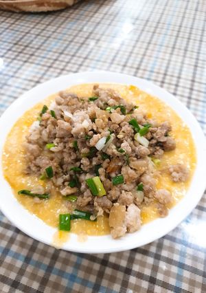 Hình của món Cháo yến mạch bí đỏ.