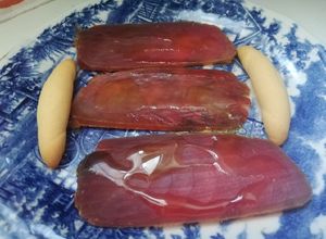 Una foto de Mojama de atún de Barbate, la tapa perfecta de jamón de mar🐟